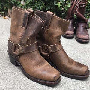 Brand New Frye harness boots 7.5
